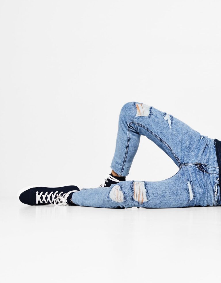 Ripped Skinny Jeans